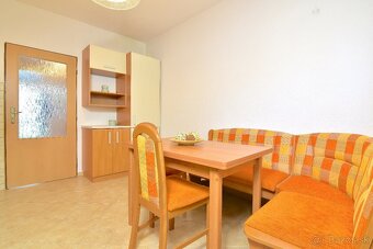 3-izbový byt s 2 balkónmi pivnicou a záhradou Nitra Chrenová - 2