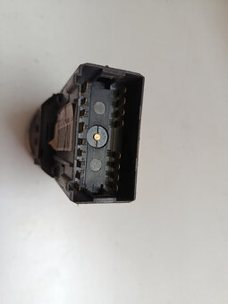 vypinac svetiel skoda octavia 3b0941531c 20€ - 2