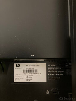 Monitory LCD 22" - 2