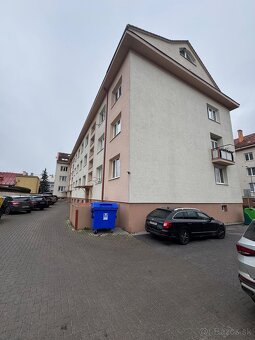Prenájom bytu -2izbovy v centre ,Lihoveckého - 2