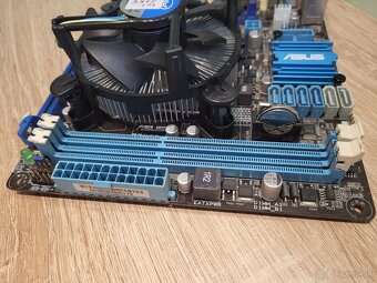 doska Asus P8H77-I + i5 2500K, mini-ITX, socket 1155 - 2