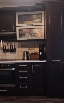 Kuchynská linka - 2