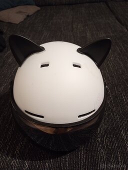 Lyžiarska prilba - 2