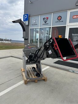 Štiepkovač za traktor JANSEN BX-42RS - 2