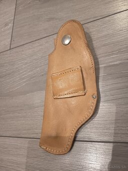 Puzdro policajne VB na Pi vz.82 - 2