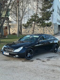 Mercedes-Benz CLS W219 - 2