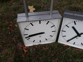 Hodiny pragotron... - 2