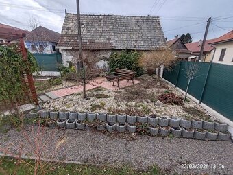 Váš malý raj? Vitajte v obci Háj - 2