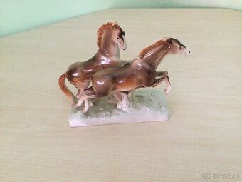 Soška Royal Dux - 2