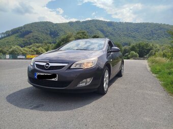 Opel Astra - 2