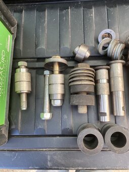 Predam diely na Škodu 1203 - 2