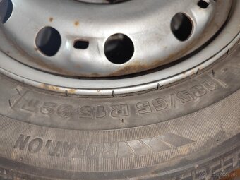 185/65 R15 92T pneu+disky - 2