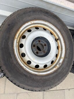 sada zimních kol 215/65 R16 - 2