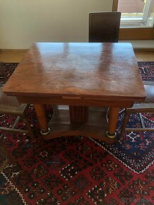 Starožitný stôl a stoličky - 2