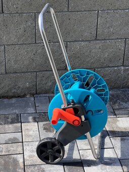 Záhradný bubon na hadicu GARDENA – nový, nepoužitý - 2