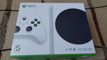 Predám Xbox Series S 512GB SSD – 2 x ovládače. - 2