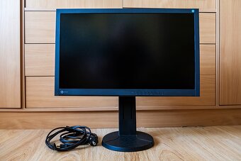 23" LCD monitor EIZO FlexScan EV2335 - 2