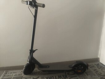 Kolobezka Xiaomi Mi Essential 2x. - 2