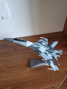 kovovy model SU-35 - 2