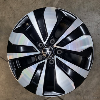 Hliníkové Volkswagen disky 5x112 R16 7J ET48 - 2