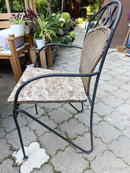 Záhradné kovové stolicky - 2