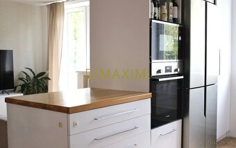 Kompletne zrekonštruovaný 3 izbový byt na Sokolskej ulici v  - 2