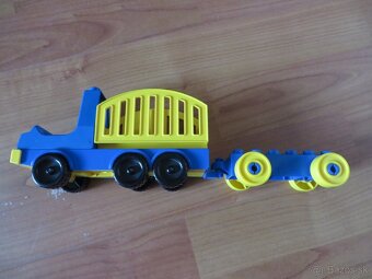 LEGO DUPLO - Nákladné auto, 5x podvozok, postavičky - 2