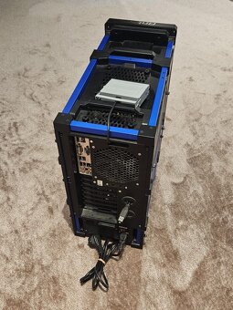 Prdám starší PC+Klávesnicu+Myš+Monitor+Reproduktory+Skener - 2