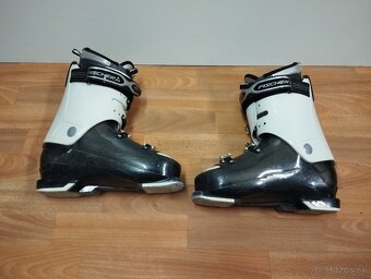 Predám panské lyžiarky FISCHER PROGRESOR EU-44. - 2