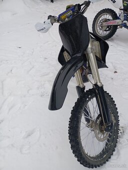 Predám YAMAHA YZF 250 r.v.2004 - 2