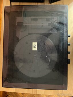 Gramofón Tesla NZC-041 DE LUXE - 2