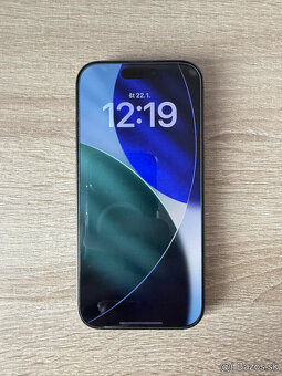 Predám iPhone 17 256gb čierny - 2