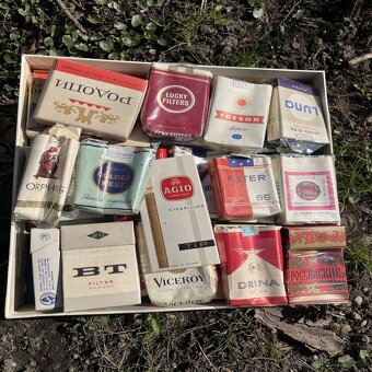Starožitne cigaretové krabičky - 2