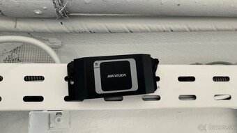 HIKVISION DS-K1T805MX - Prístupový termínál - 2