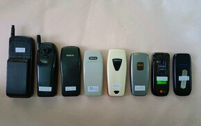 Zbierka starých Nokií + iných mobilov - 2