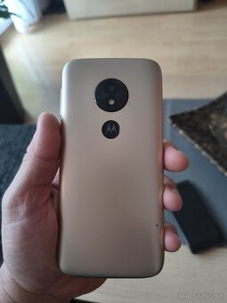 Predám Mobil Motorola E5 - 2