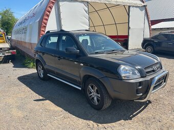 Hyundai Tuscon 2,0i 104KW prodám díly z vozu - 2