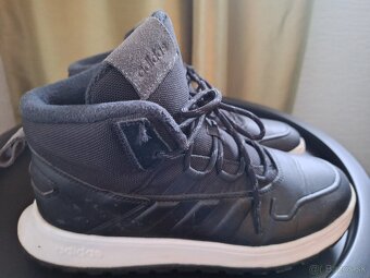 Predám Adidas 42 - 2