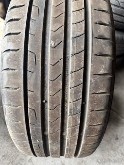 Predám pneu continental 225/40R18 - 2
