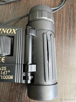 Kompaktný binokulár MINOX 8x25 Field 7° - 2