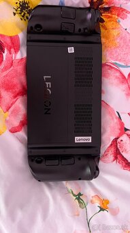 Lenovo LEGION GO - 2
