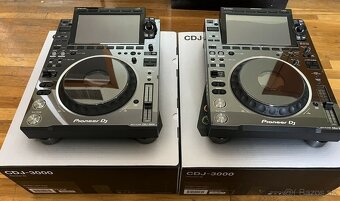 Pioneer CDJ-3000 (2 ks) + Road Ready Case – výborný stav - 2