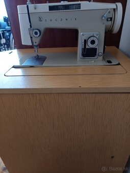 šijací stroj - 2