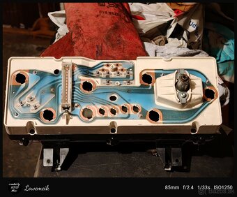 Predám prístrojovú dosku na  Ford Sierra viď foto - 2