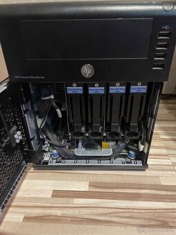 Mini server Hp ProLiant NAS - 2