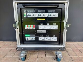 Prodám pódiový rozvaděč - 2