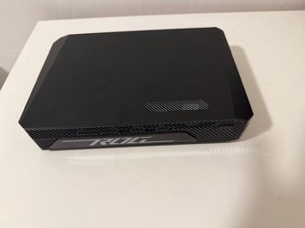 Asus ROG NUC   (RTX4060)                  V-záruke - 2