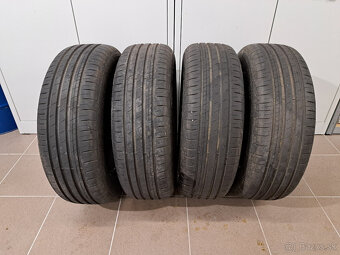 Predám pneu Goodyear EFFICIENTGRIP PERFORMANCE 205/60 R16 - 2