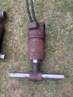 Hydraulické Piesty kiper - 2