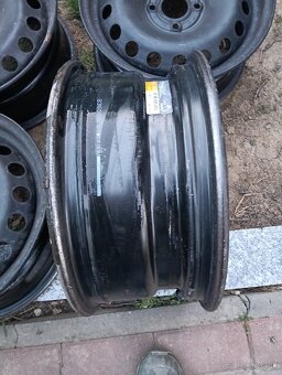 Plechové disky na Renault Daciu 4x100 R15 4 ks - 2
